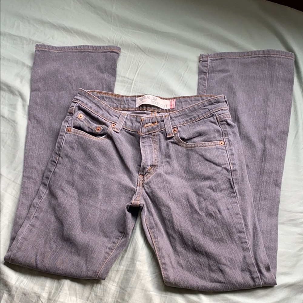 🙌Levi’s 518 bootcut stretchy jeans!  Size 5…